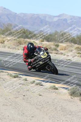 media/Dec-04-2025-Racers Edge (Thu) [[5ebc9f124d]]/3-B Group/3-Session 2 (Turn 7 Inside)/